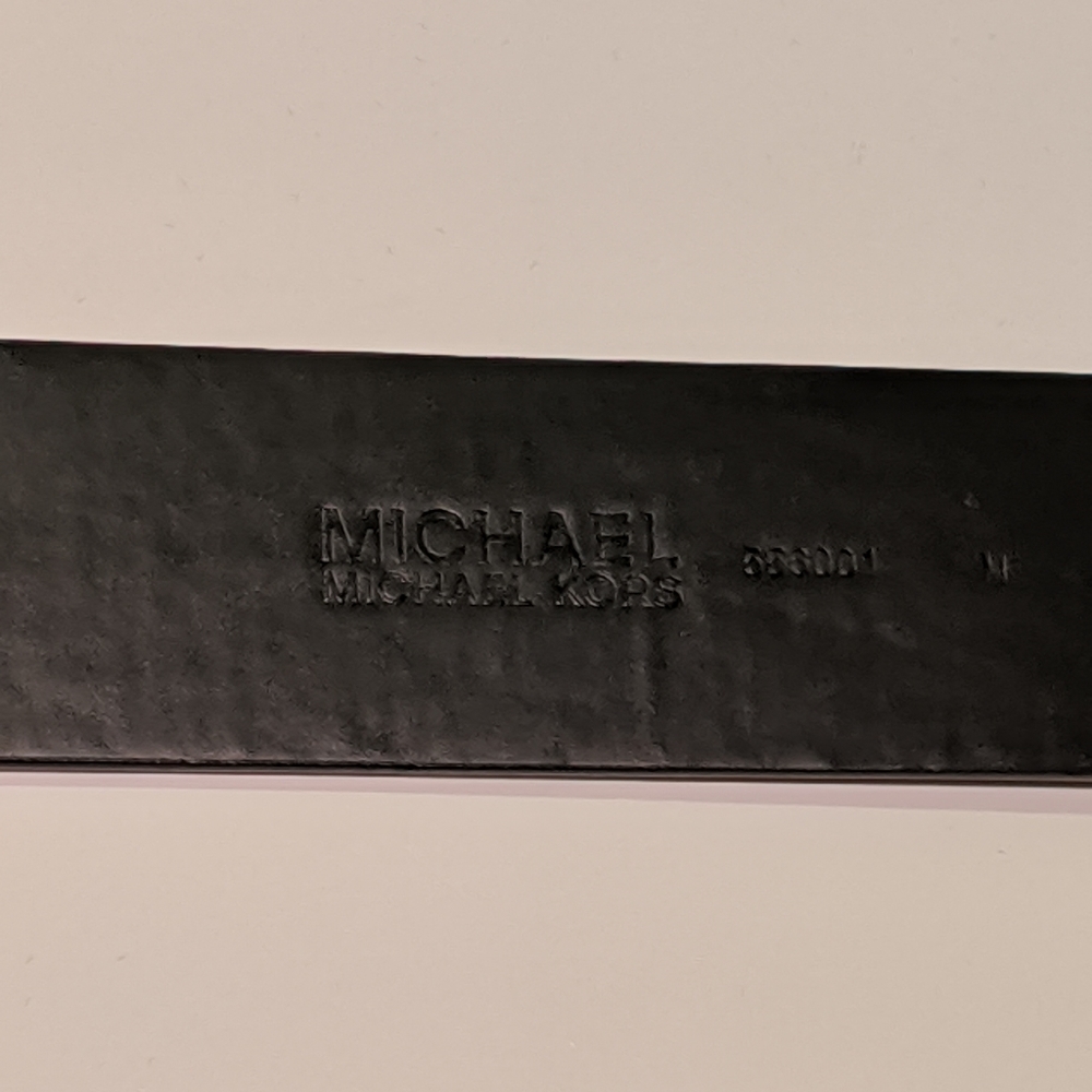 🌿 🛍️ NWT MK Belt (BLK/SLV) - Picture 4 of 4